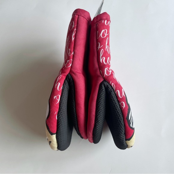Disney Oven Mitts - Picture 2 of 3